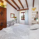 Curt Villa Pollenca