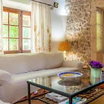 Curt Villa Pollenca